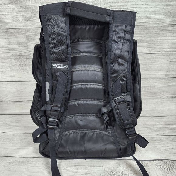 OGIO Bounty Hunter Ruck 20 Laptop Backpack Audio & Lots Pockets Black ABB Logo - Picture 4 of 16